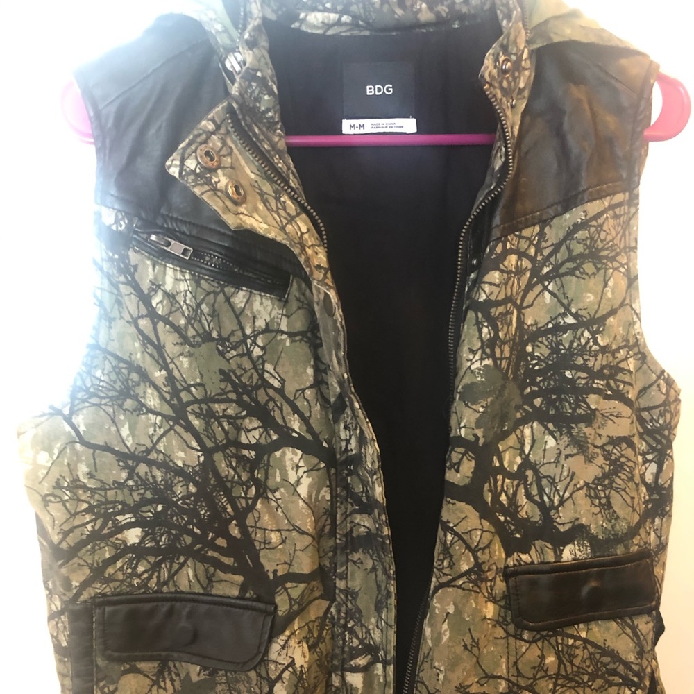 Camouflage Vest with Faux Leather Detail